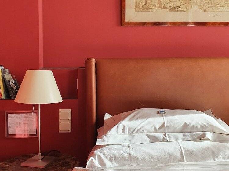 سوییت, Boutique Hotel & Villa Auersperg