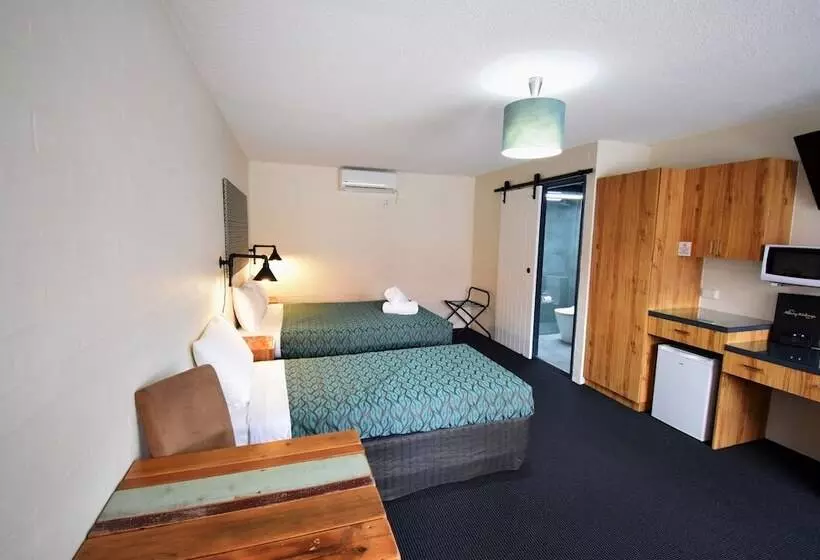 اتاق لوکس خانوادگی, Albury Winsor Park Motor Inn