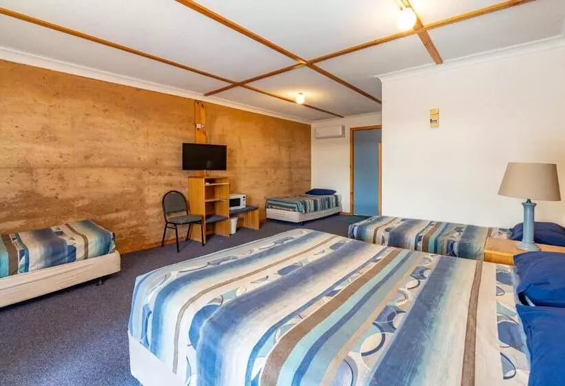 ファミリールーム, Great Western Motel Norseman