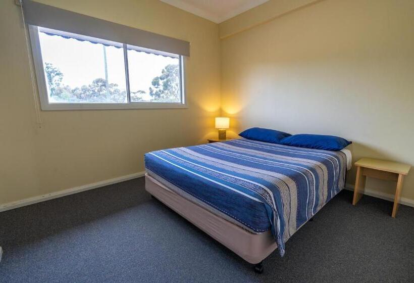 آپارتمان 2 خوابه, Great Western Motel Norseman