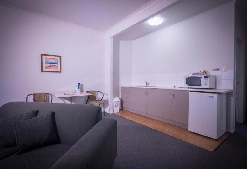 آپارتمان 2 خوابه, Great Western Motel Norseman