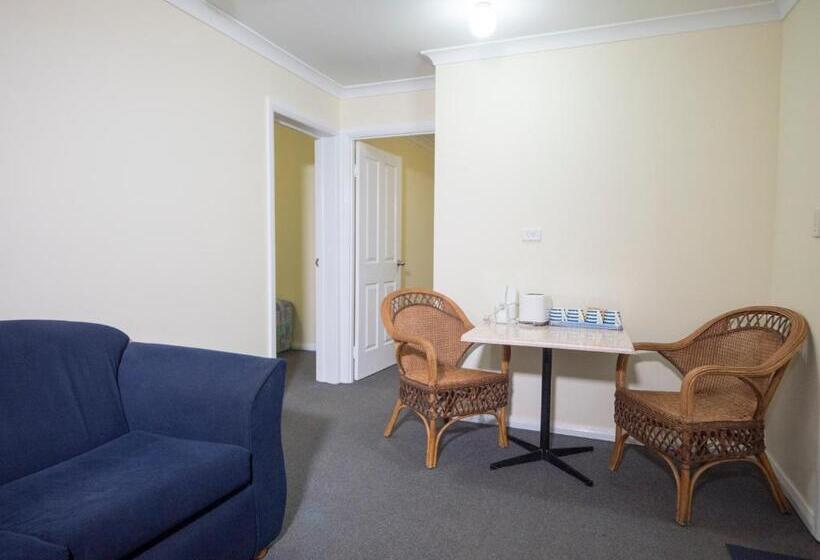 آپارتمان 2 خوابه, Great Western Motel Norseman