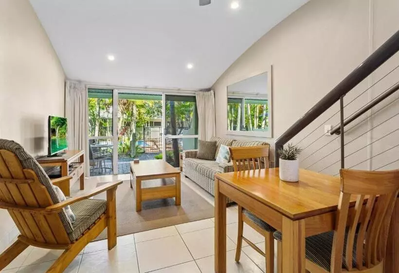 آپارتمان سوپریور 1 خوابه با چشم‌انداز استخر, Caribbean Noosa