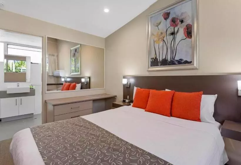 آپارتمان سوپریور 1 خوابه با چشم‌انداز استخر, Caribbean Noosa