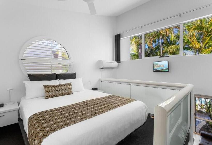 Апартаменты Superior 1 Спальня Вид на Бассейн, Caribbean Noosa