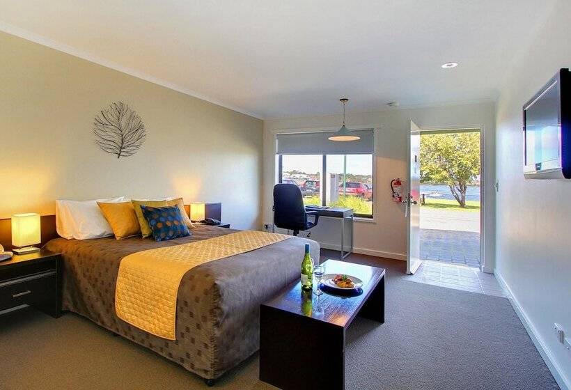 ‫فيلا غرفة نوم واحدة, Comfort Inn The Pier