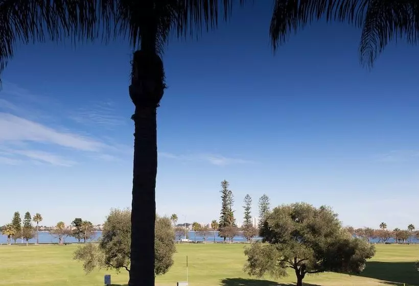 プレミアムルーム, Crowne Plaza Perth By Ihg