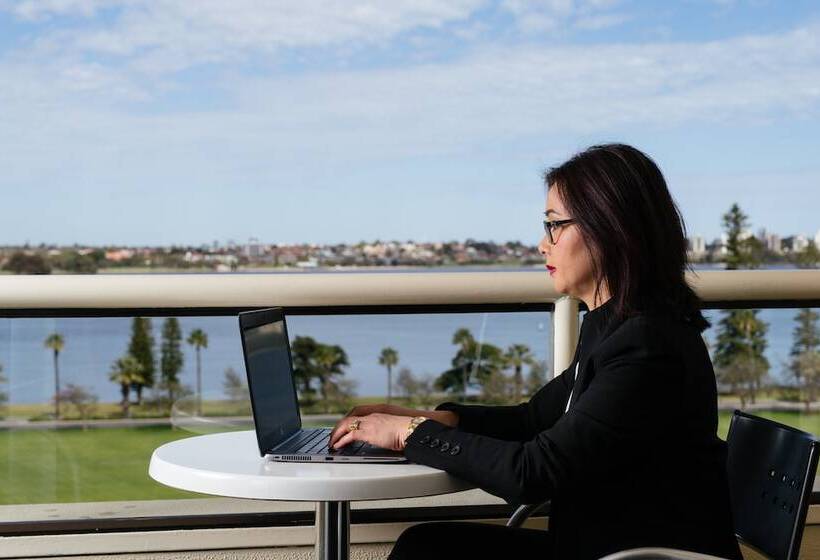 Номер Стандарт Двуспальная Кровать, Crowne Plaza Perth, An Ihg