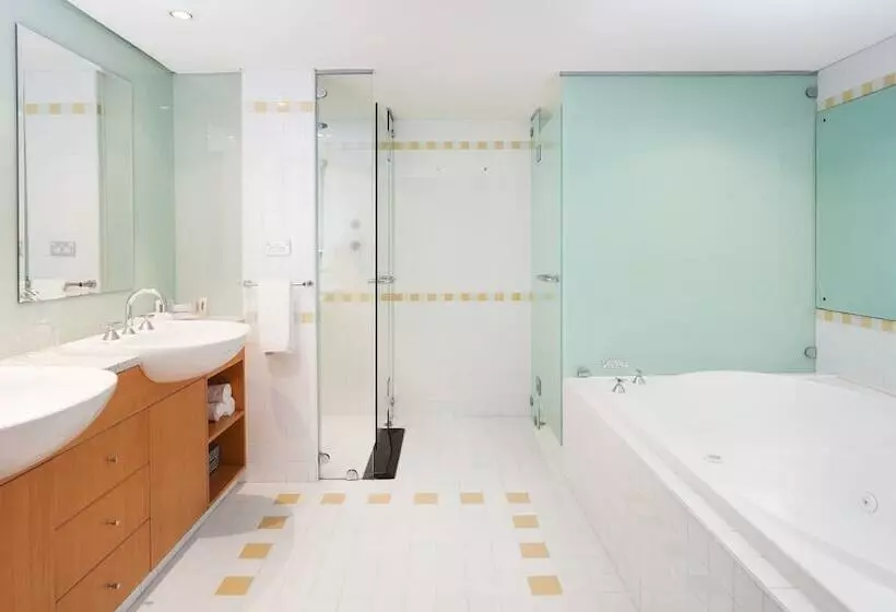 リバービュースイート, Crowne Plaza Perth By Ihg
