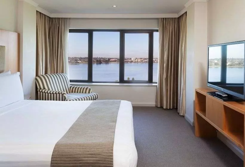 リバービュースイート, Crowne Plaza Perth By Ihg