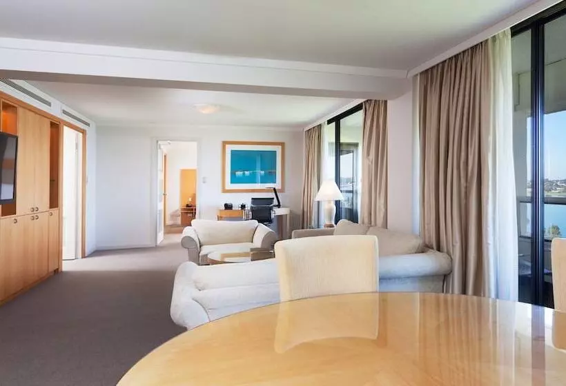 リバービュースイート, Crowne Plaza Perth By Ihg