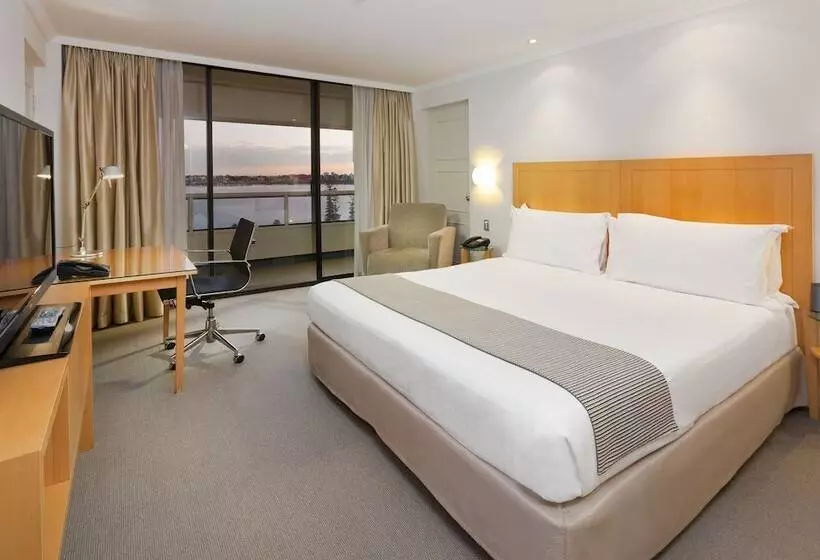 اتاق استاندارد با تخت دوبل, Crowne Plaza Perth, An Ihg