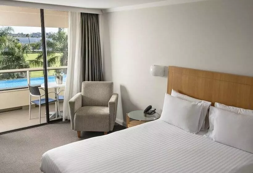 اتاق استاندارد با تخت دوبل, Crowne Plaza Perth, An Ihg