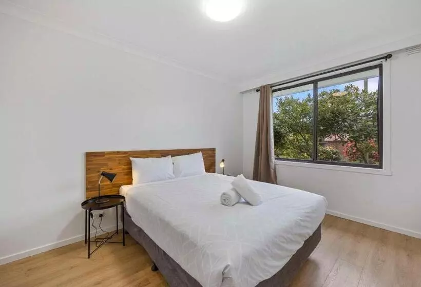 ４ベッドルームアパートメント, Econo Lodge Lilydale