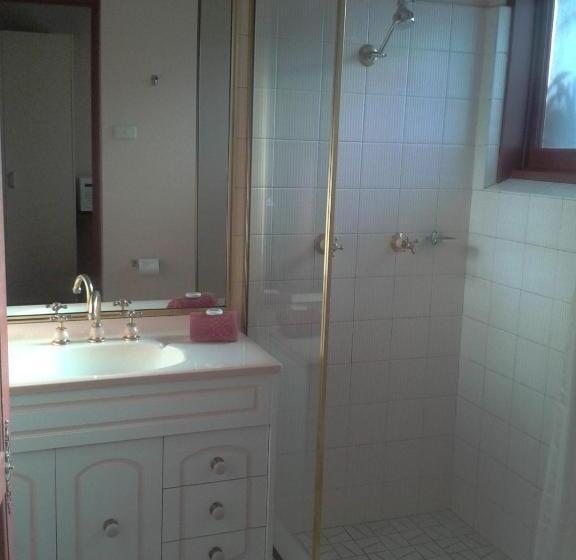 غرفة قياسية فردية, Elsinor Motor Lodge