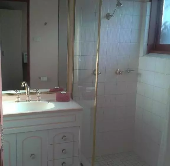 اتاق استاندارد یک نفره, Elsinor Motor Lodge