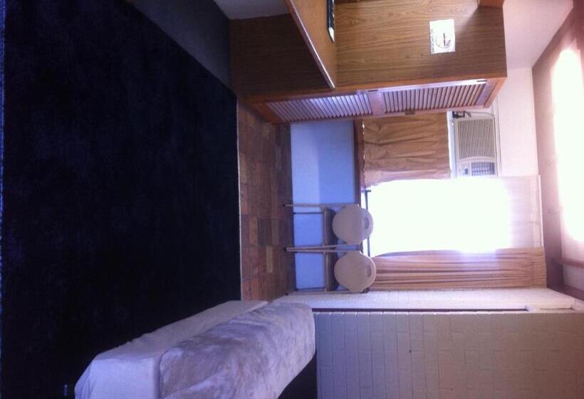 غرفة قياسية فردية, Elsinor Motor Lodge