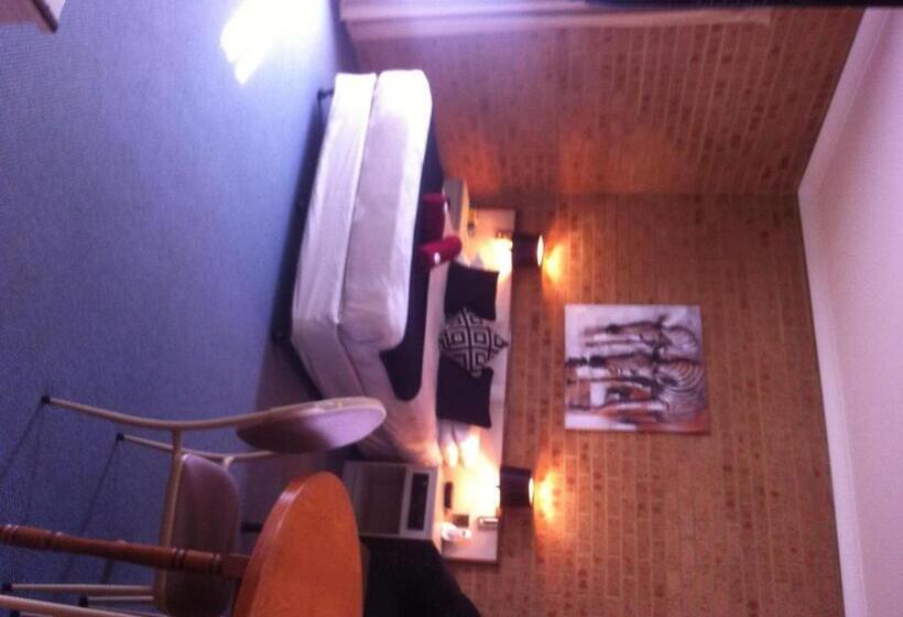 جناح مزود بجاكوزى, Elsinor Motor Lodge