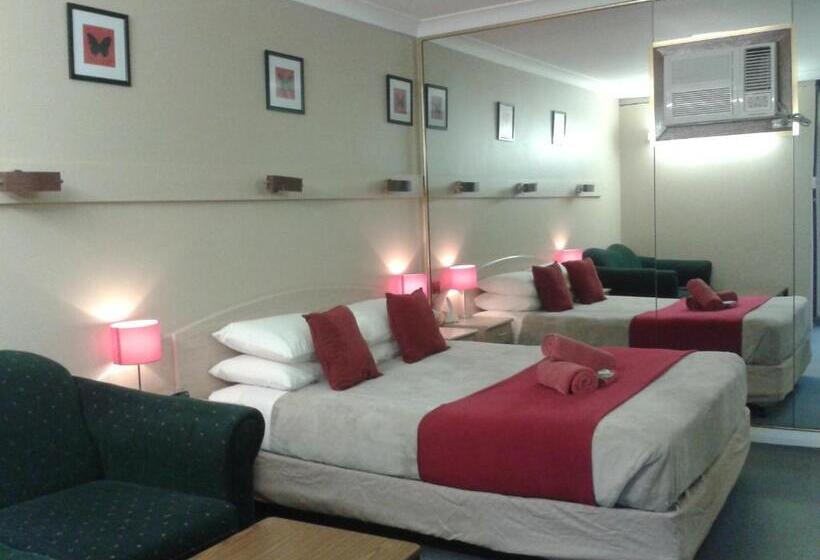 Номер Стандарт, Elsinor Motor Lodge