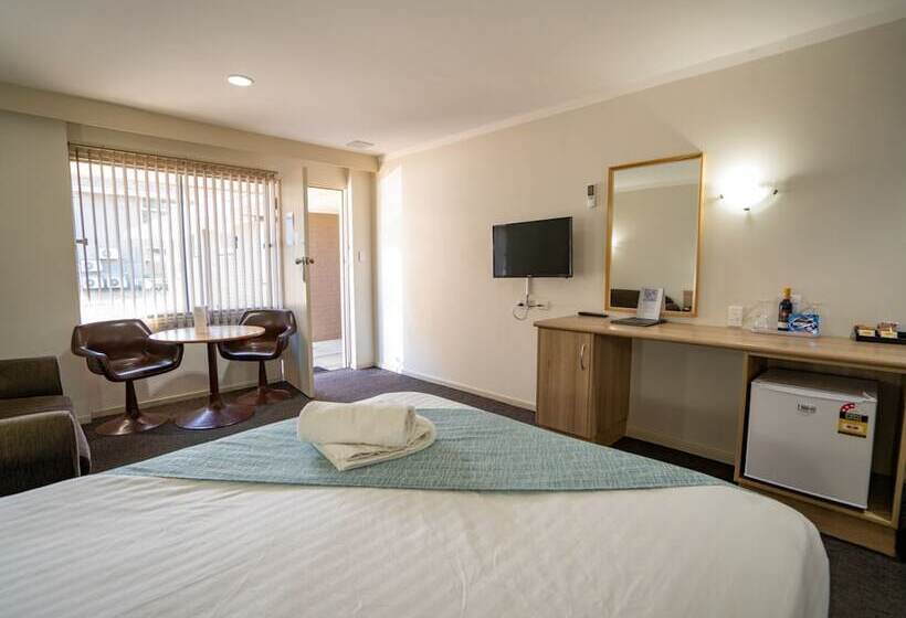 غرفة تنفيذية, Hospitality Esperance Surestay Collection By Best Western