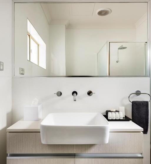 اتاق استاندارد با چشمانداز باغ, Mangrove