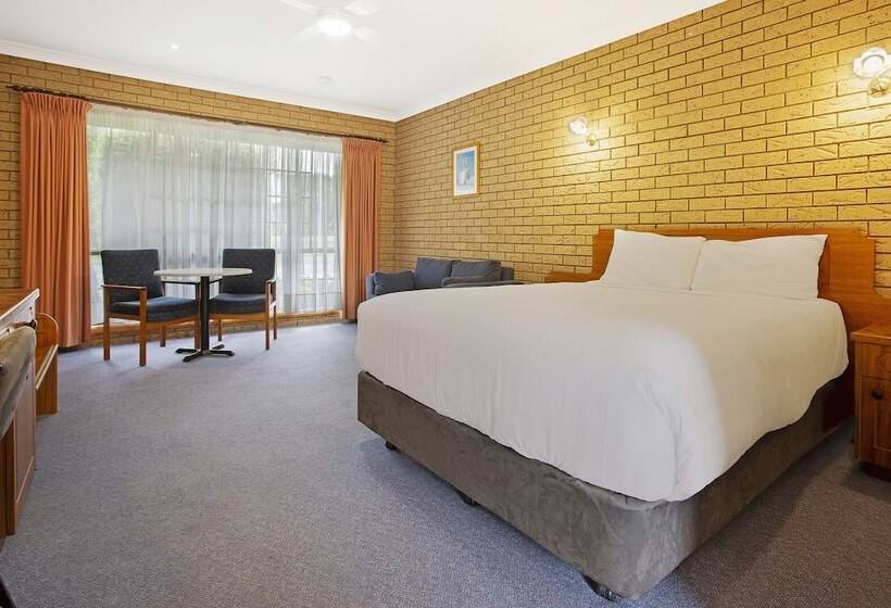 エクゼクティブスイート, Manifold Motor Inn