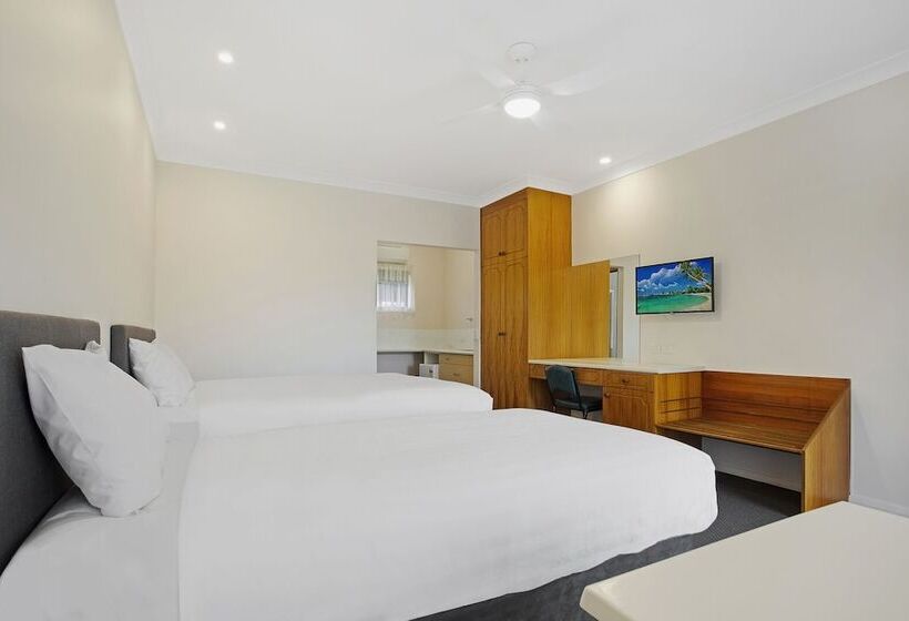 수피리어 룸, Manifold Motor Inn