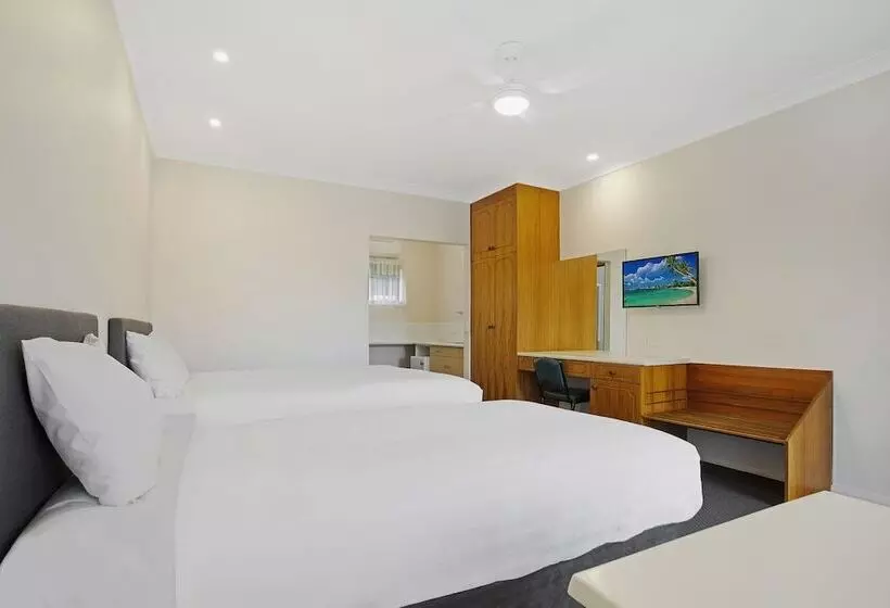 スーペリアールーム, Manifold Motor Inn