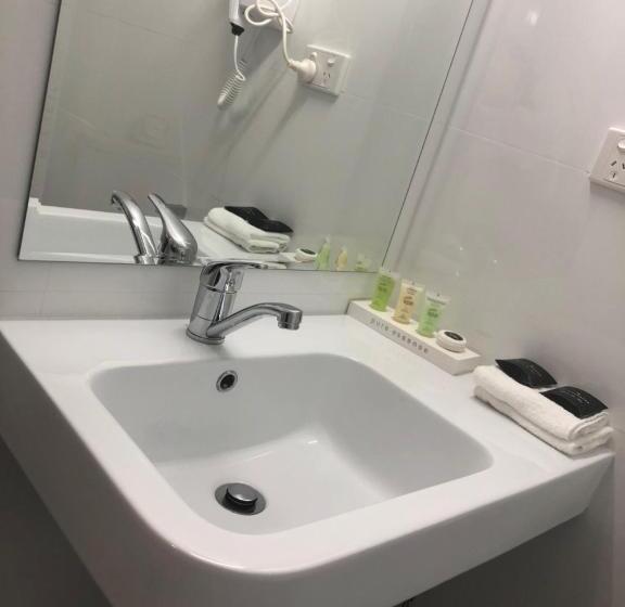 اتاق استاندارد, Parkdale Motor Inn