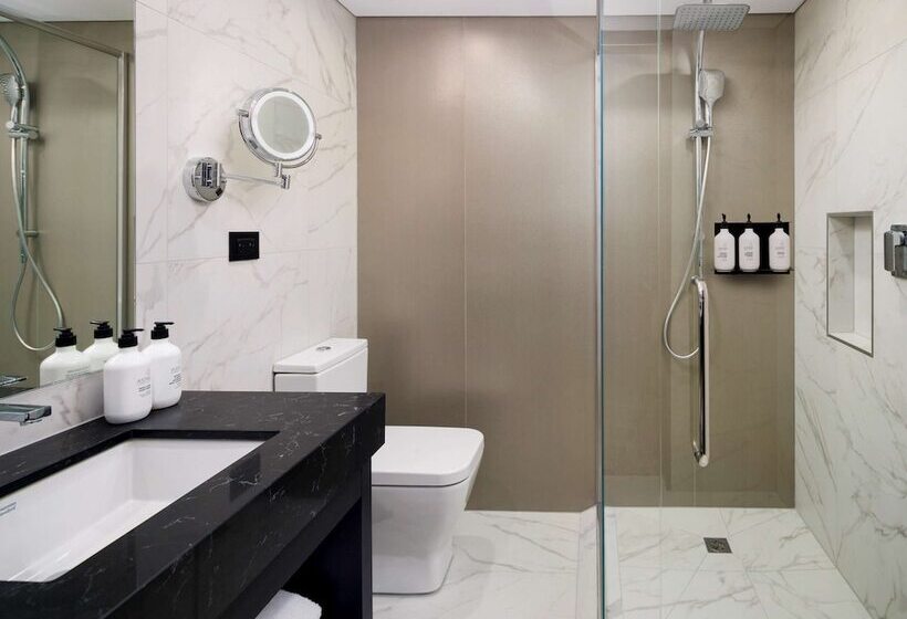 Номер Deluxe, Pullman Melbourne City Centre