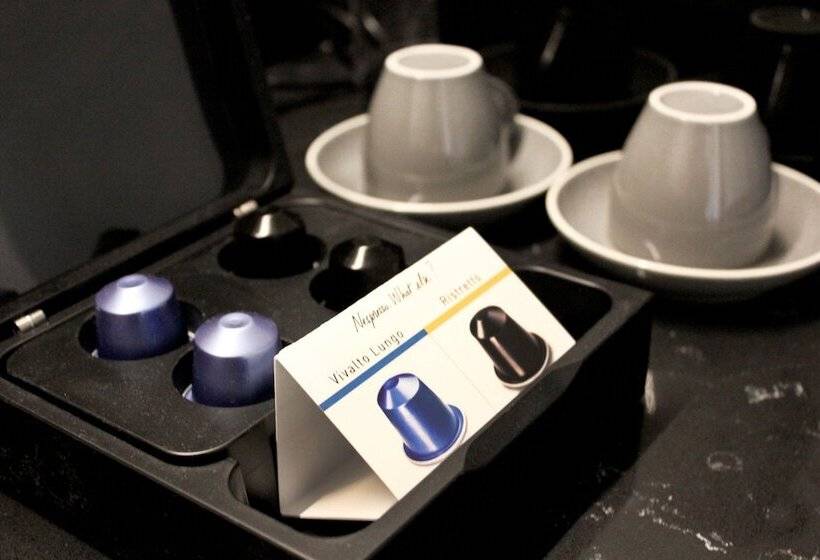 Номер Deluxe, Pullman Melbourne City Centre