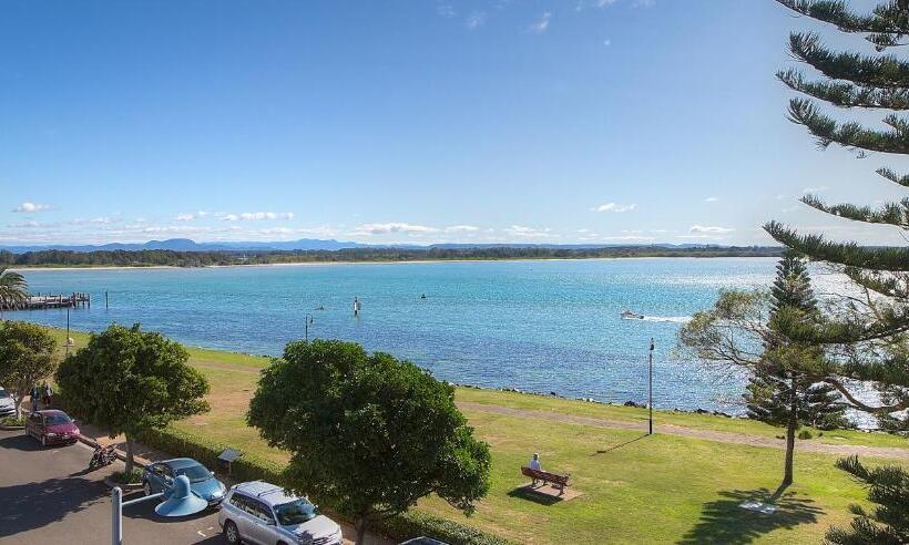 Люкс 2 Спальни, El Motor Inn