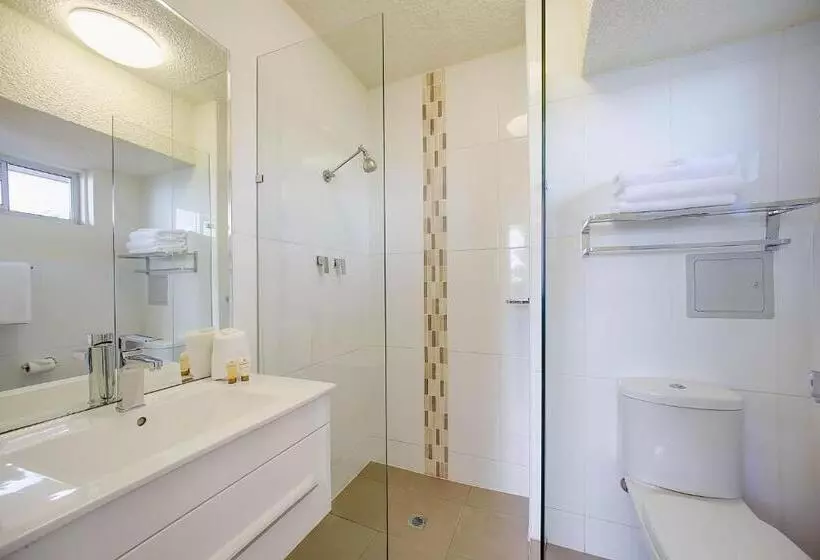 سوئیت 2 خوابه, El Motor Inn