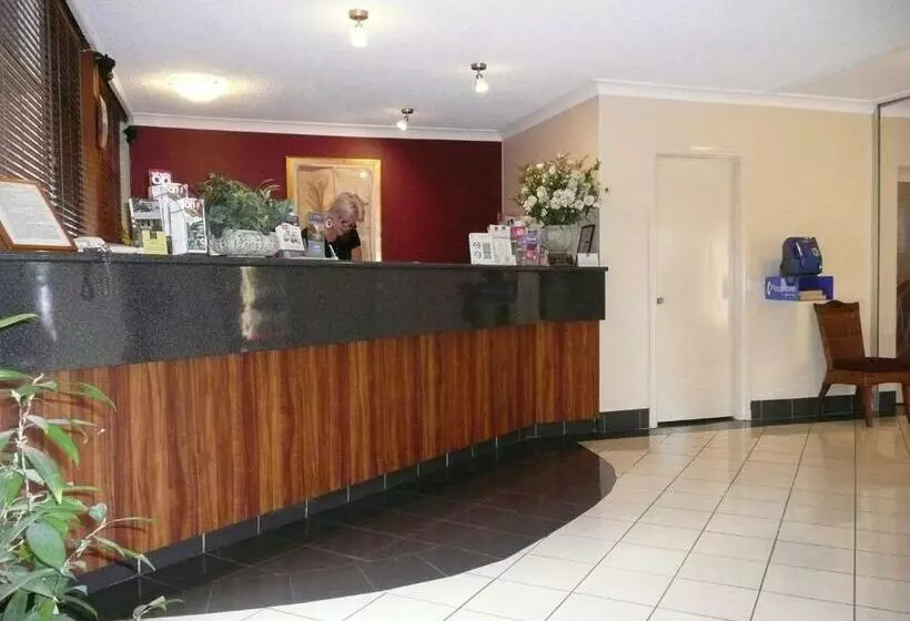 スタンダードトリプルルーム, Parramatta City Motel