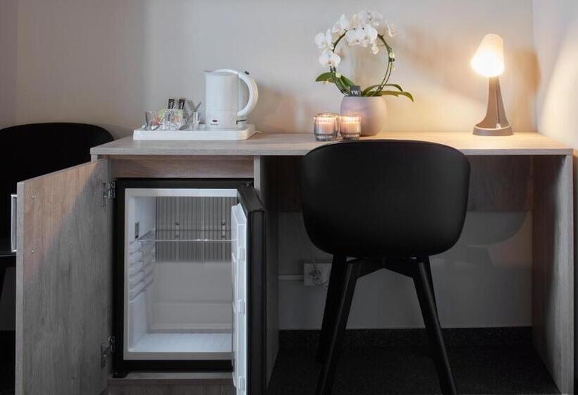 スタンダードシングルルーム, Alpha Hotel And Apart