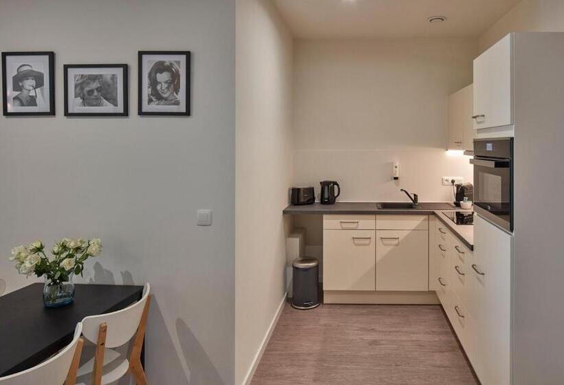 １ベッドルームのデラックスアパートメント, Alpha Hotel And Apart