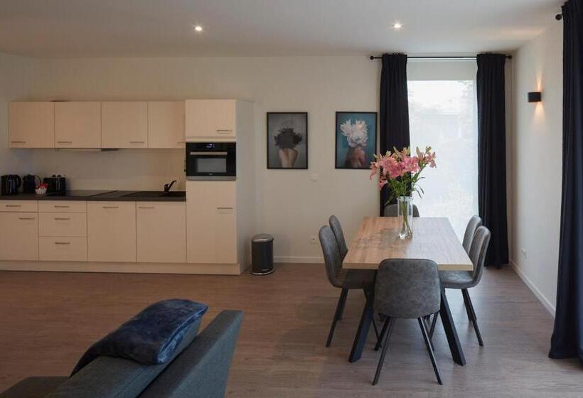 １ベッドルームのデラックスアパートメント, Alpha Hotel And Apart