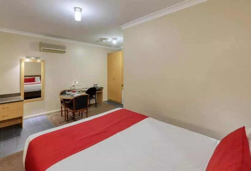 スーペリアールーム, Ashton Motel