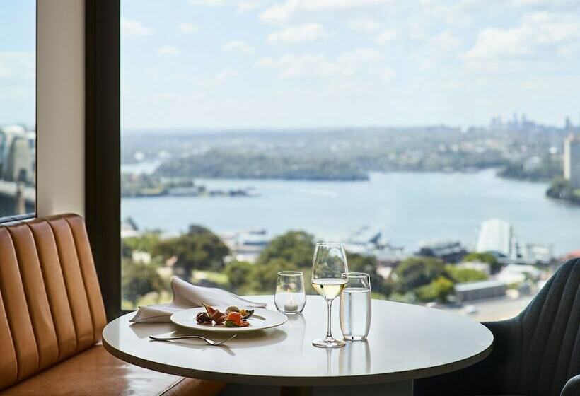 غرفة ديلوكس, Four Seasons Hotel Sydney