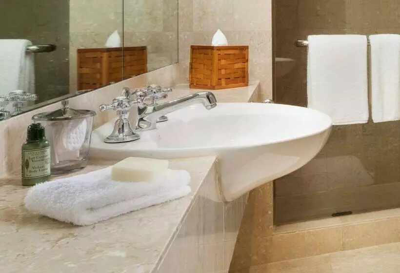 クラブスイート, Four Seasons Hotel Sydney