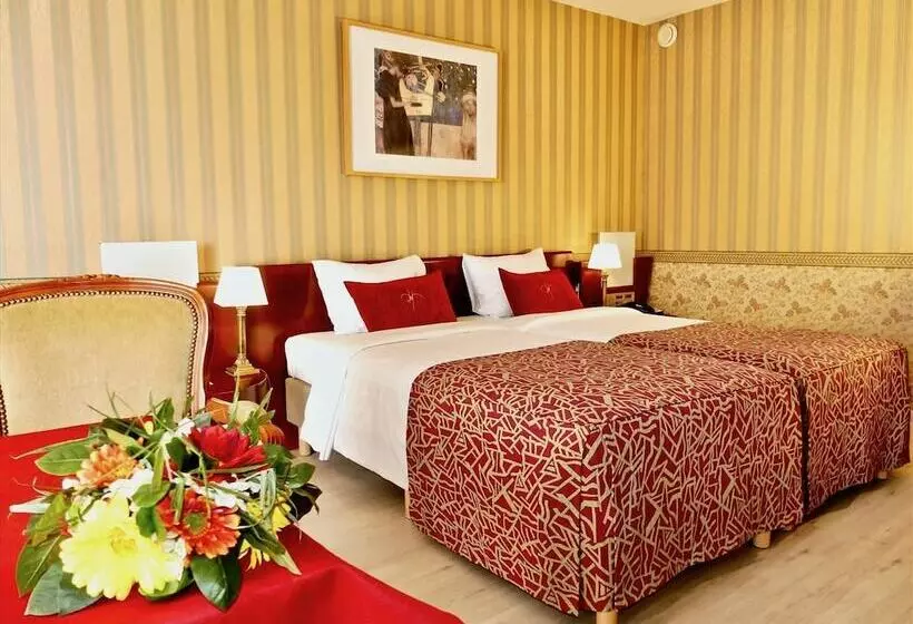 اتاق استاندارد, Golden Tulip Hotel De’ Medici