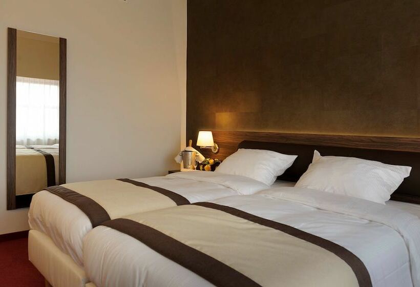 コンフォートルーム, Golden Tulip Hotel De’ Medici