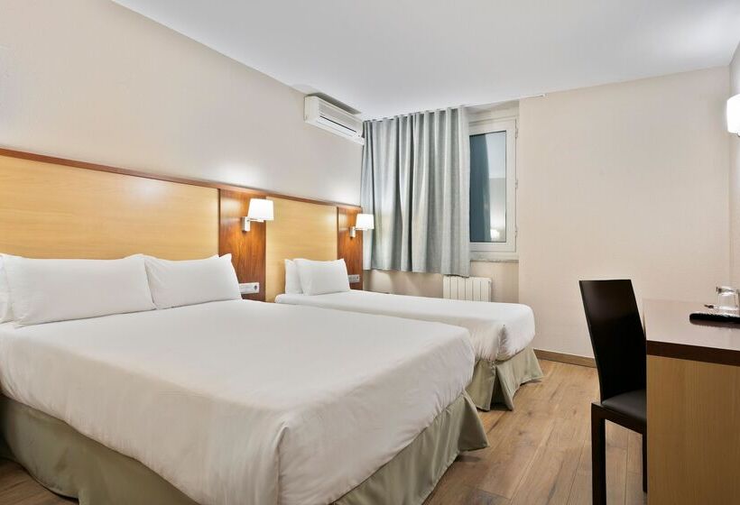 اتاق استاندارد پریمیوم سه تخته, Best Andorra Center