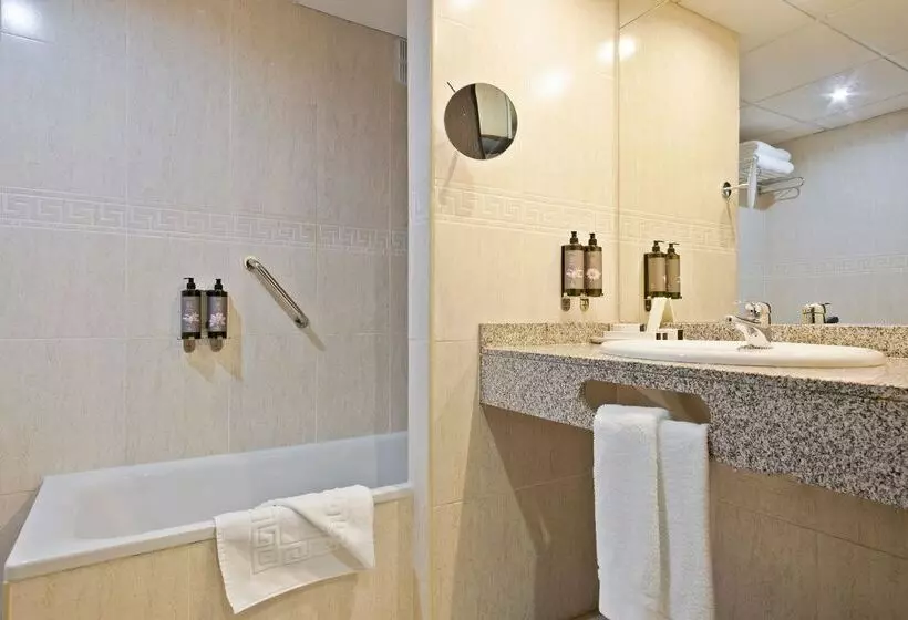اتاق استاندارد پریمیوم سه تخته, Best Andorra Center