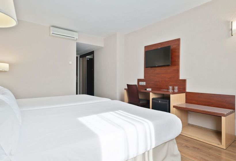 اتاق استاندارد اینتریور, Best Andorra Center