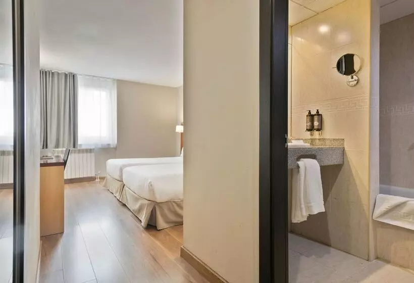 اتاق اینتریور یک تخته, Best Andorra Center