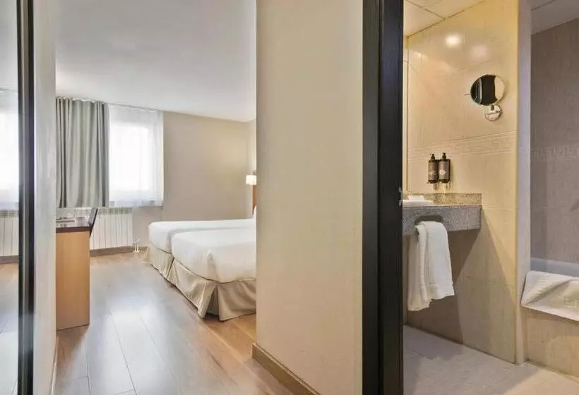 اتاق استاندارد پریمیوم سه تخته, Best Andorra Center