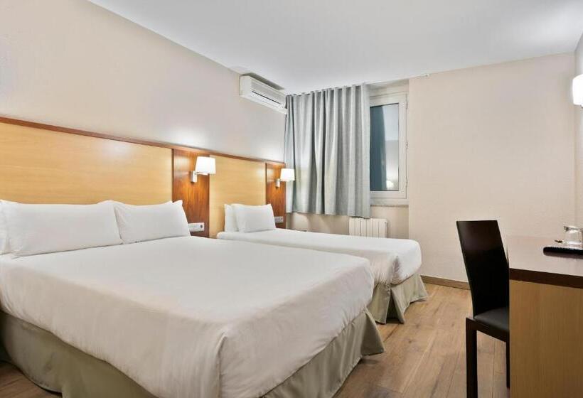 اتاق استاندارد پریمیوم سه تخته, Best Andorra Center