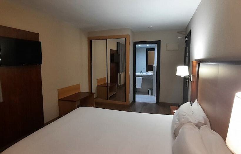 اتاق استاندارد اینتریور, Best Andorra Center