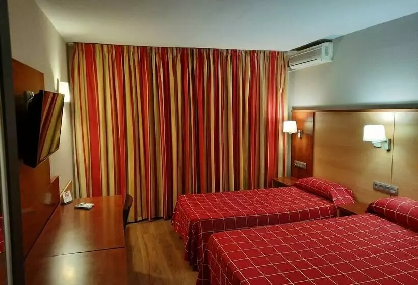 اتاق استاندارد پریمیوم سه تخته, Best Andorra Center